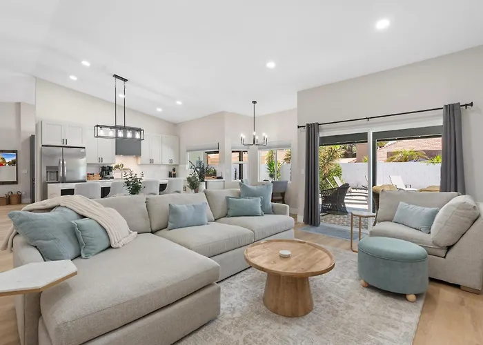 Modern Escape With Pool Ping Pong & Putting *